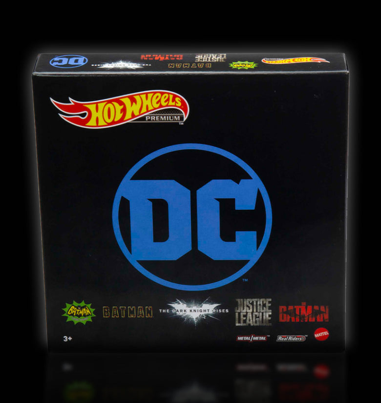 Hot Wheels BATMAN Bundle 5 Fan-Favorite Batmobile GRM17